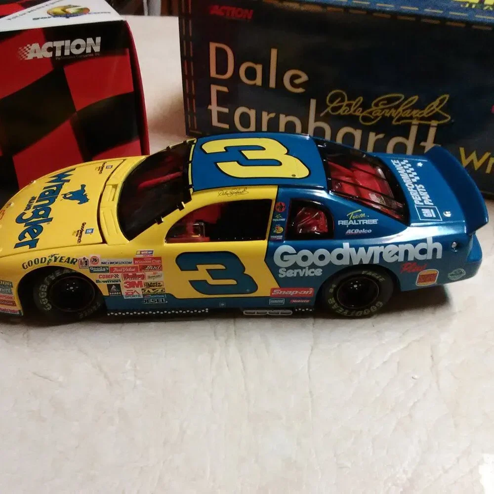 1999 Dale Earnhardt Wrangler Jeans Monte Carlo 1:24 Bank - SHIP ONLY 1 CAR PER - Picture 3 of 13